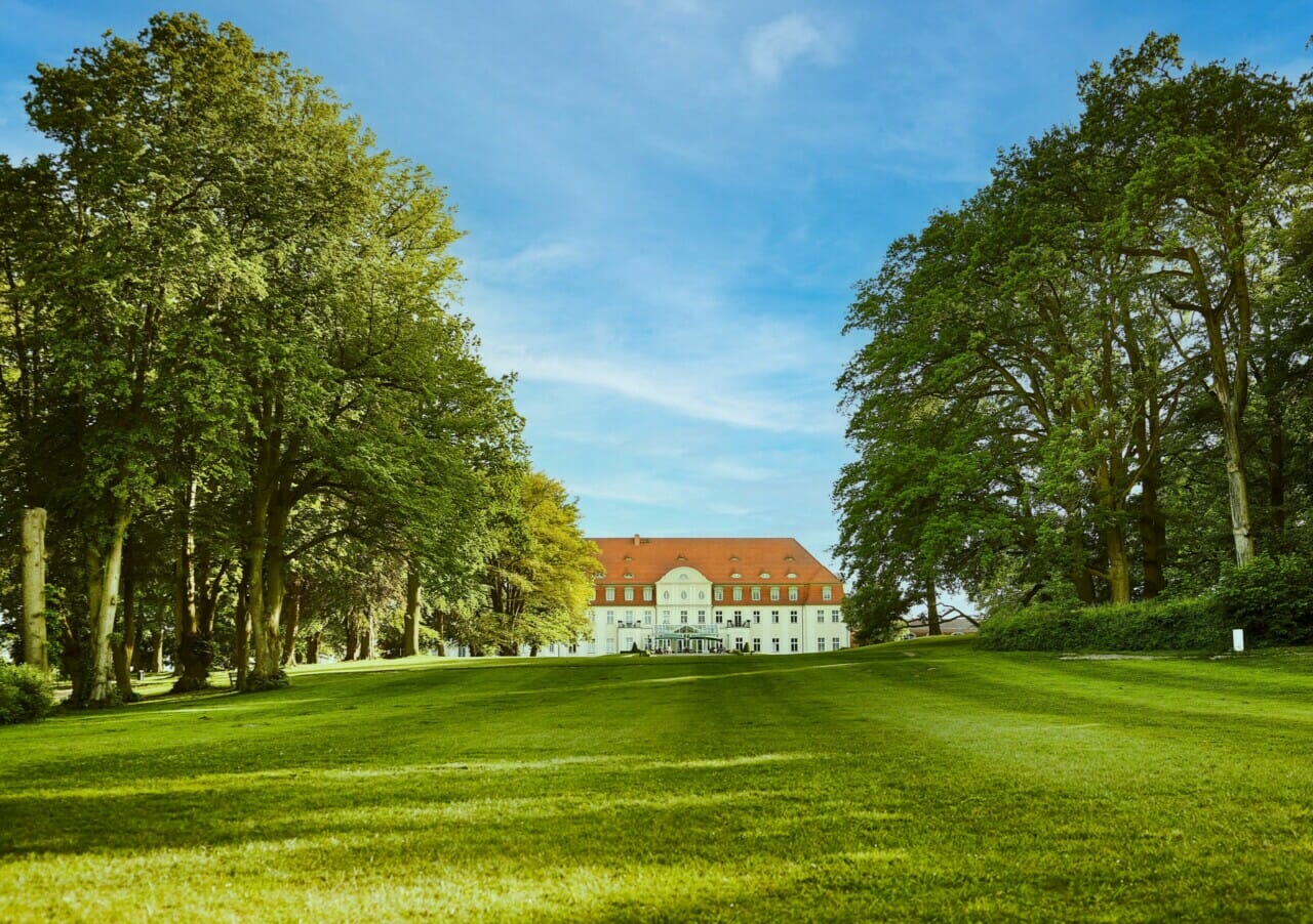 Schlosspark des Schloss Fleesensee