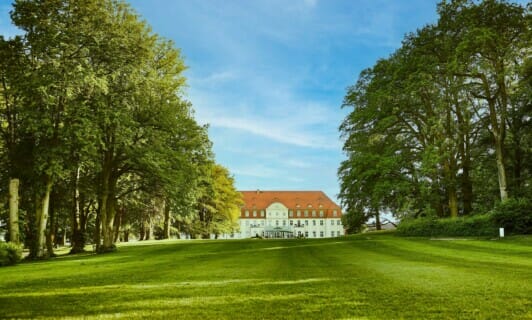 Schlosspark des Schloss Fleesensee
