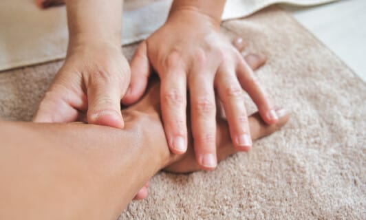 Handmassage im Spa
