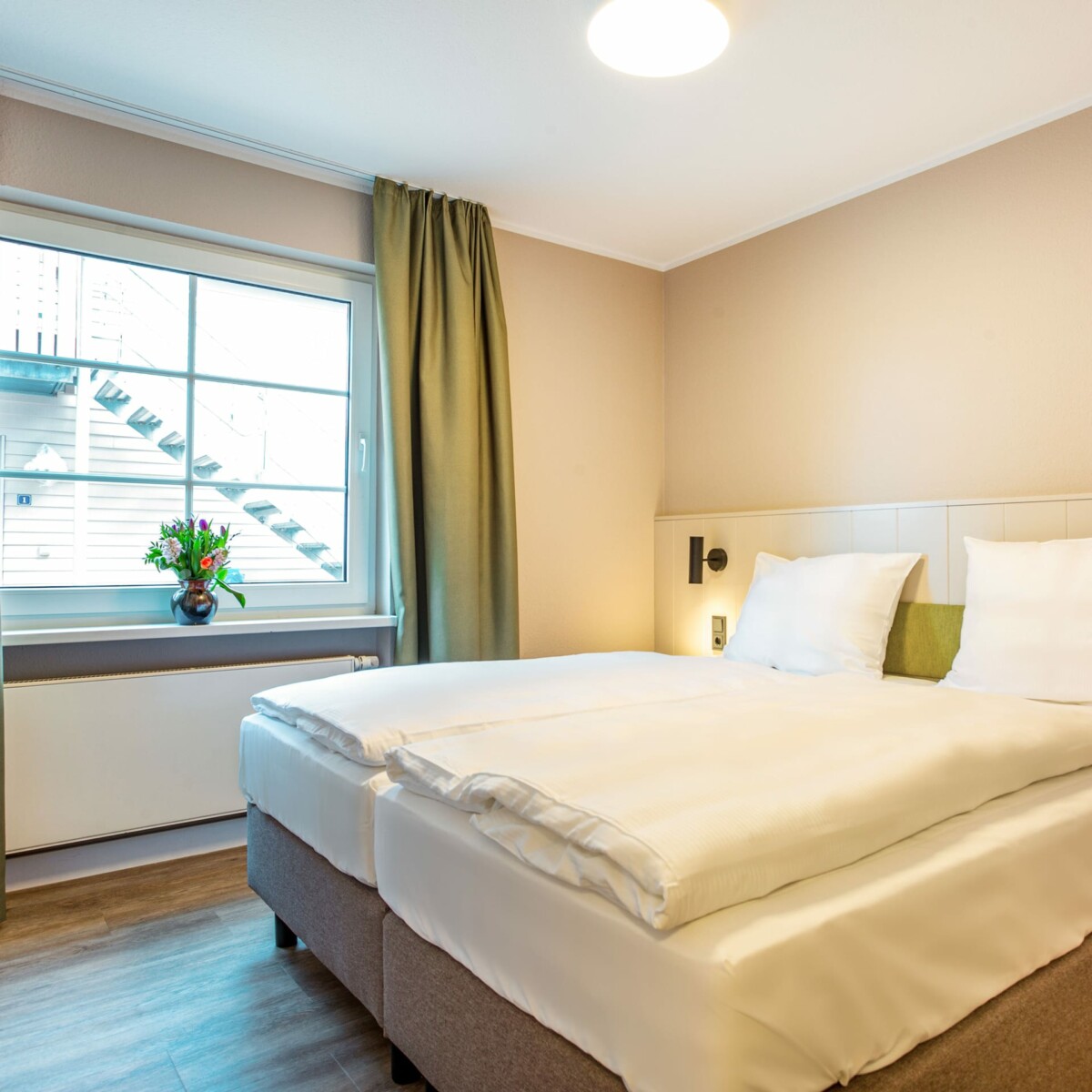 Zimmern im Beech Fleesensee unweit dem Schlosshotel